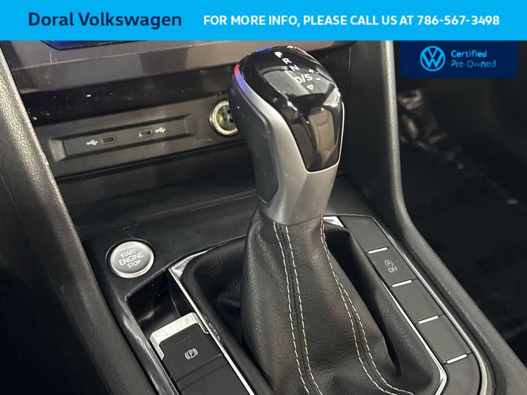 Thumbnail: 2023 Volkswagen Tiguan - 21