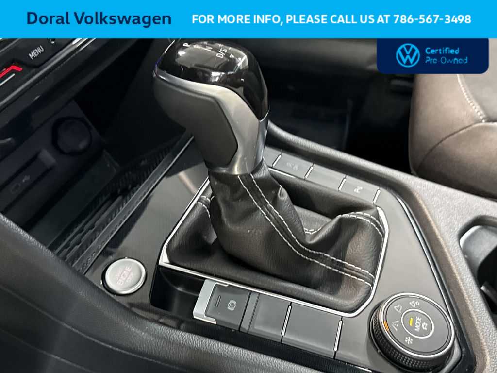 Thumbnail: 2025 Volkswagen Taos - 21