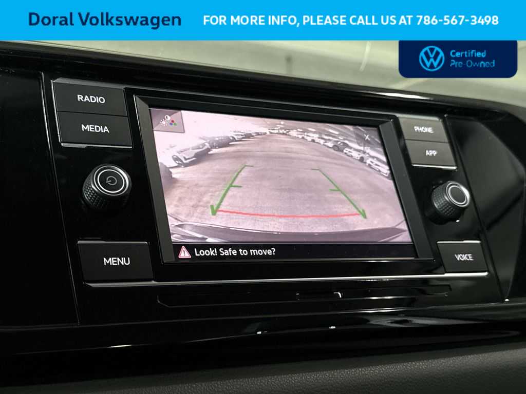 Thumbnail: 2023 Volkswagen Taos - 19
