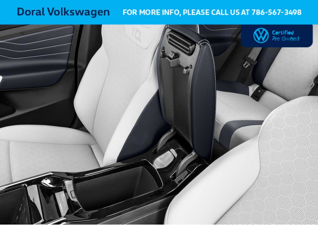 Thumbnail: 2023 Volkswagen ID.4 - 10