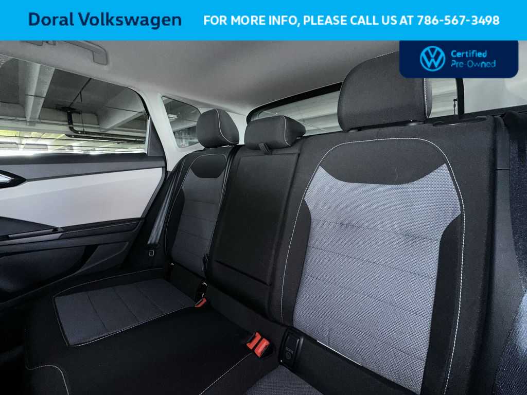 Thumbnail: 2025 Volkswagen Taos - 22