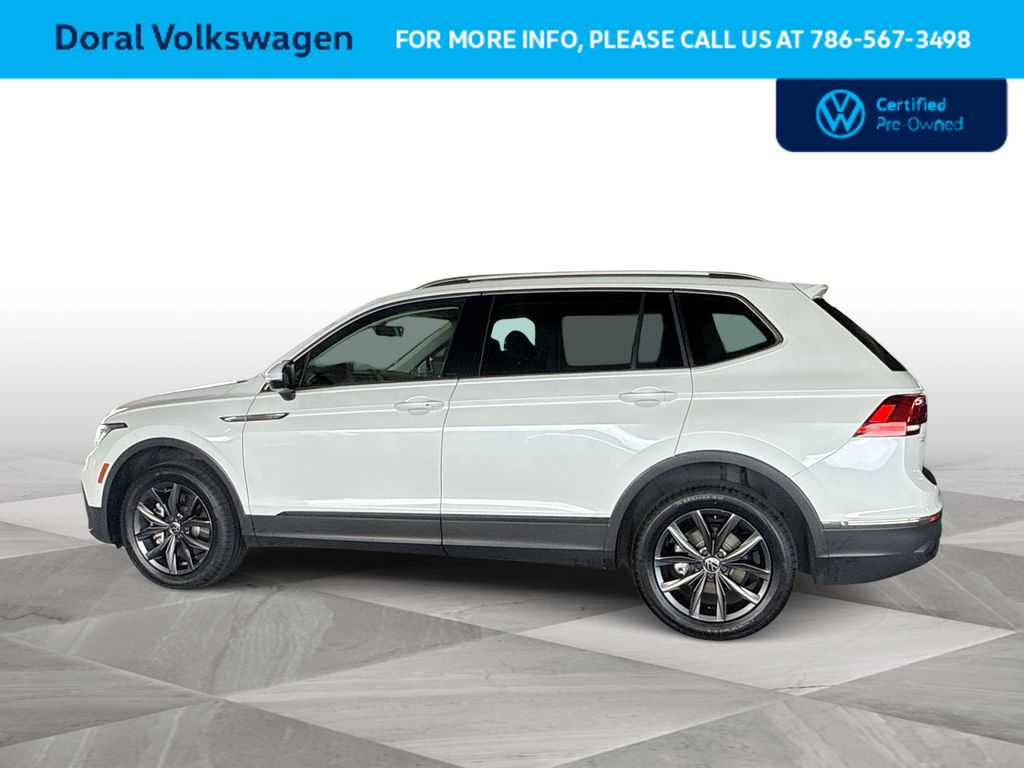 Thumbnail: 2023 Volkswagen Tiguan - 5