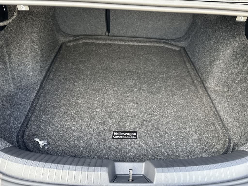 Thumbnail: 2025 Volkswagen Jetta - 25