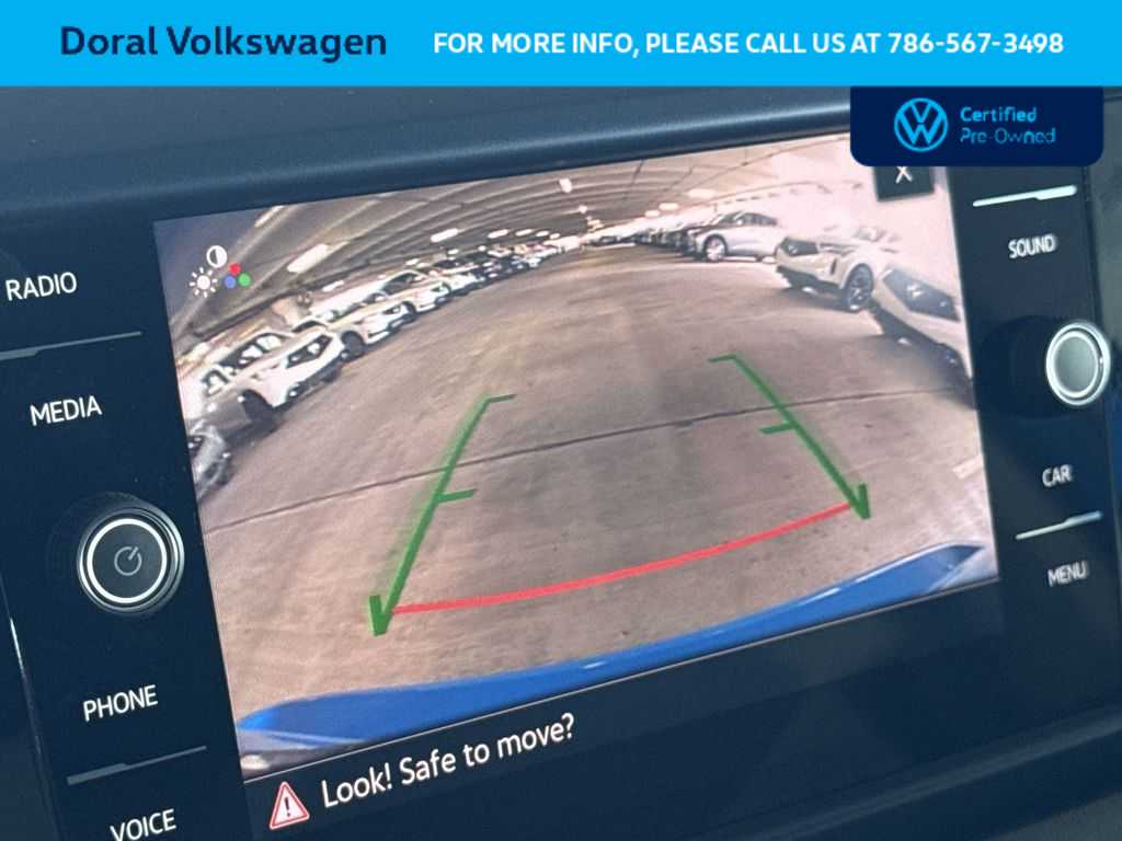 Thumbnail: 2023 Volkswagen Taos - 19