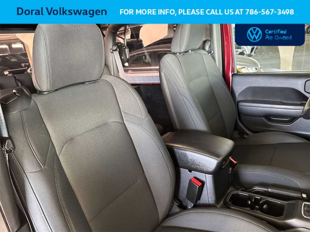 Thumbnail: 2022 Jeep Wrangler - 27