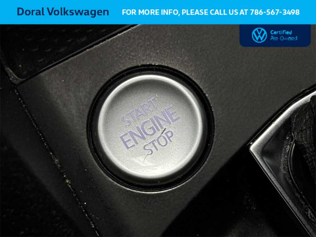 Thumbnail: 2022 Volkswagen Taos - 17
