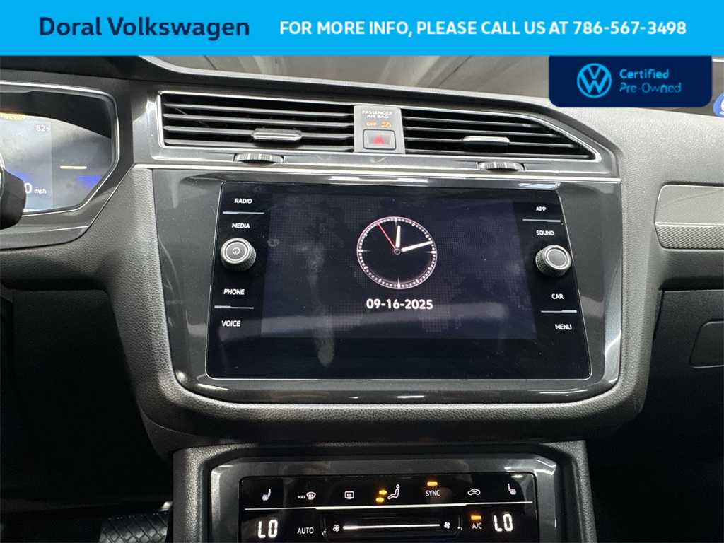 Thumbnail: 2023 Volkswagen Tiguan - 18