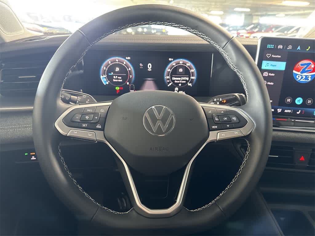 Thumbnail: 2025 Volkswagen Tiguan - 15