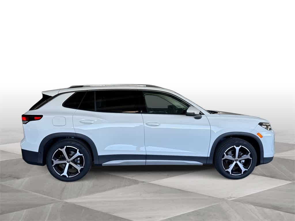 Thumbnail: 2026 Volkswagen Tiguan - 9