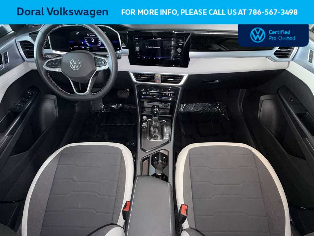 Thumbnail: 2025 Volkswagen Taos - 24