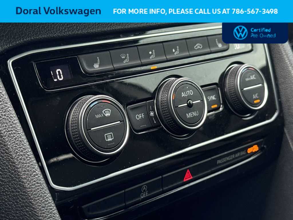 Thumbnail: 2023 Volkswagen Atlas - 20