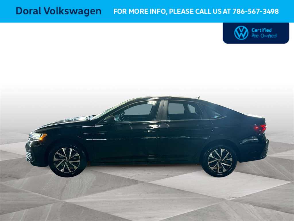 Thumbnail: 2024 Volkswagen Jetta - 5