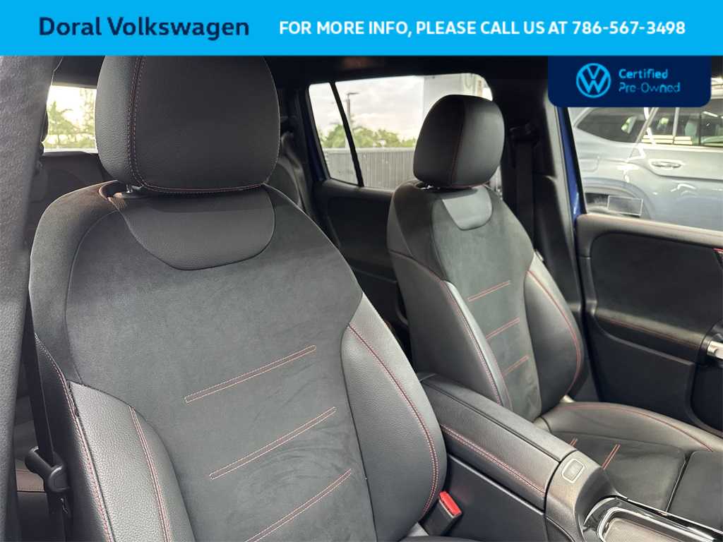 Thumbnail: 2024 Mercedes-Benz GLB - 27