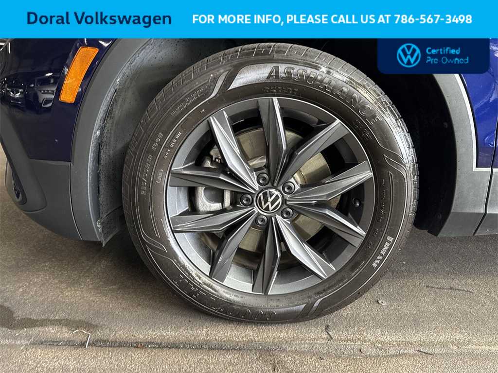 Thumbnail: 2023 Volkswagen Tiguan - 10