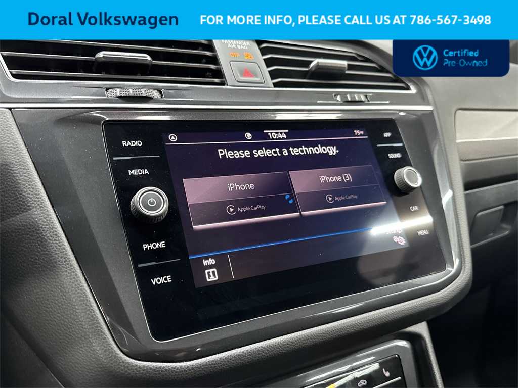 Thumbnail: 2023 Volkswagen Tiguan - 17