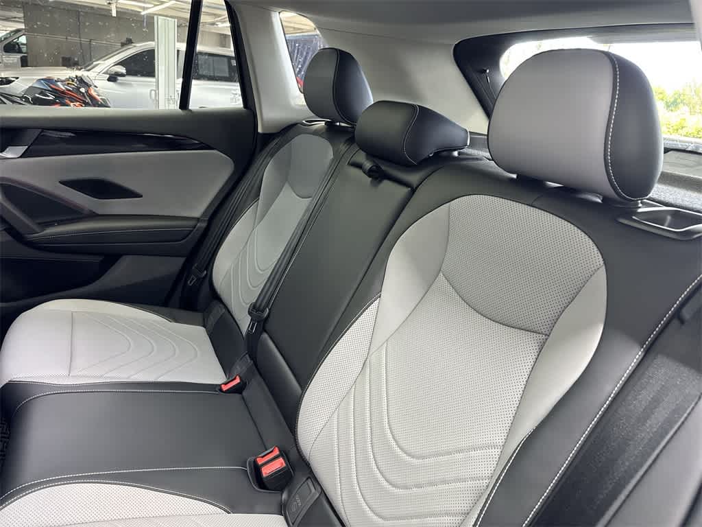 Thumbnail: 2026 Volkswagen Tiguan - 22