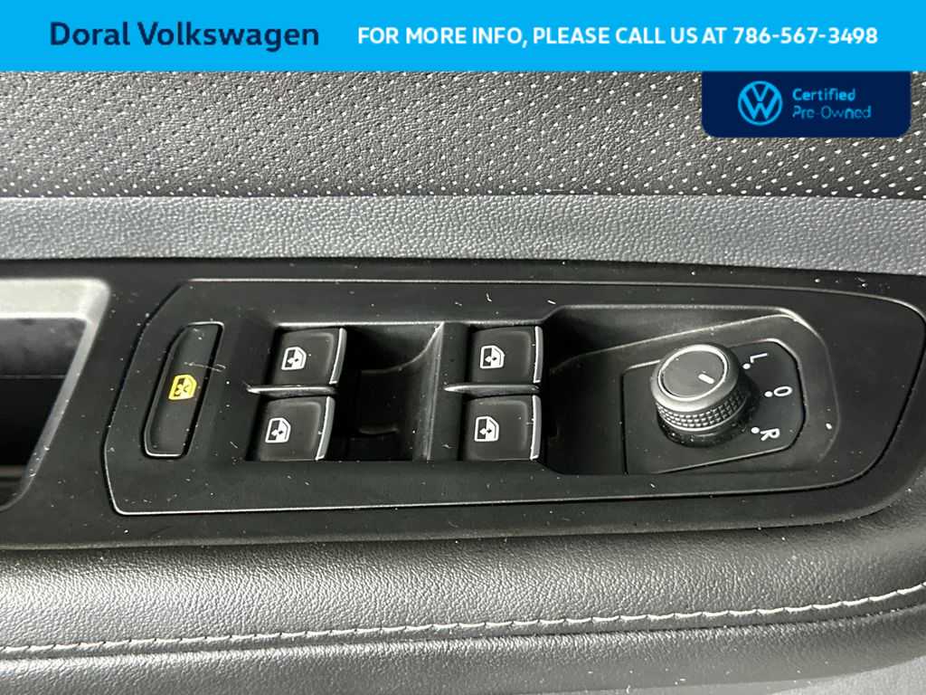 Thumbnail: 2024 Volkswagen Atlas - 17