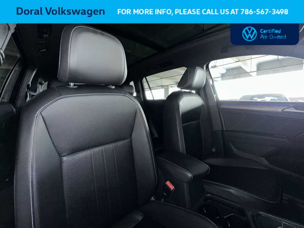 Thumbnail: 2022 Volkswagen Tiguan - 27