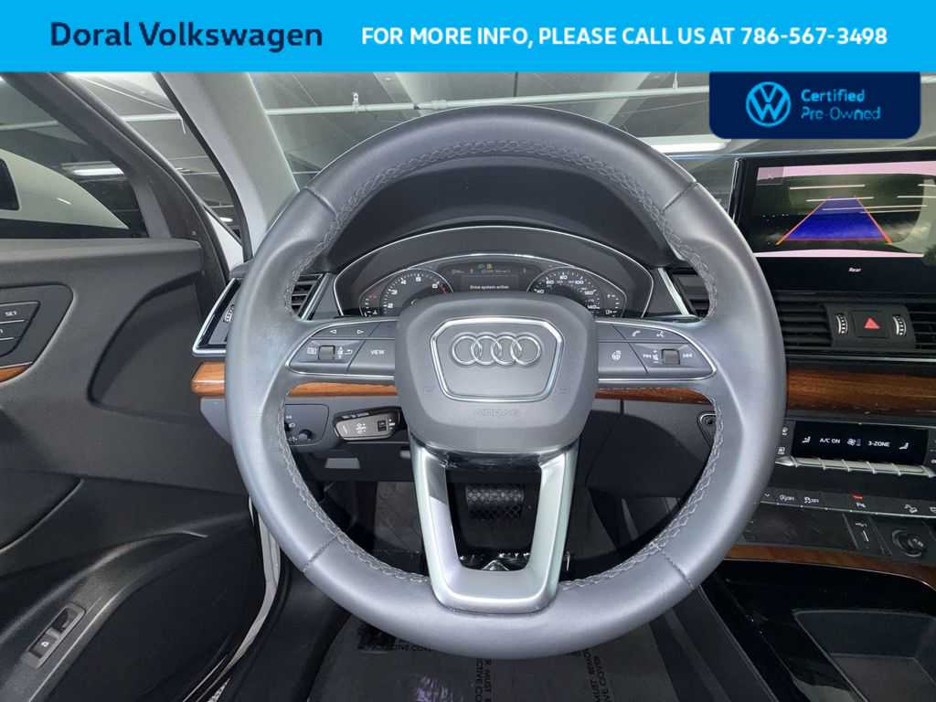 Thumbnail: 2023 Audi Q5 - 15