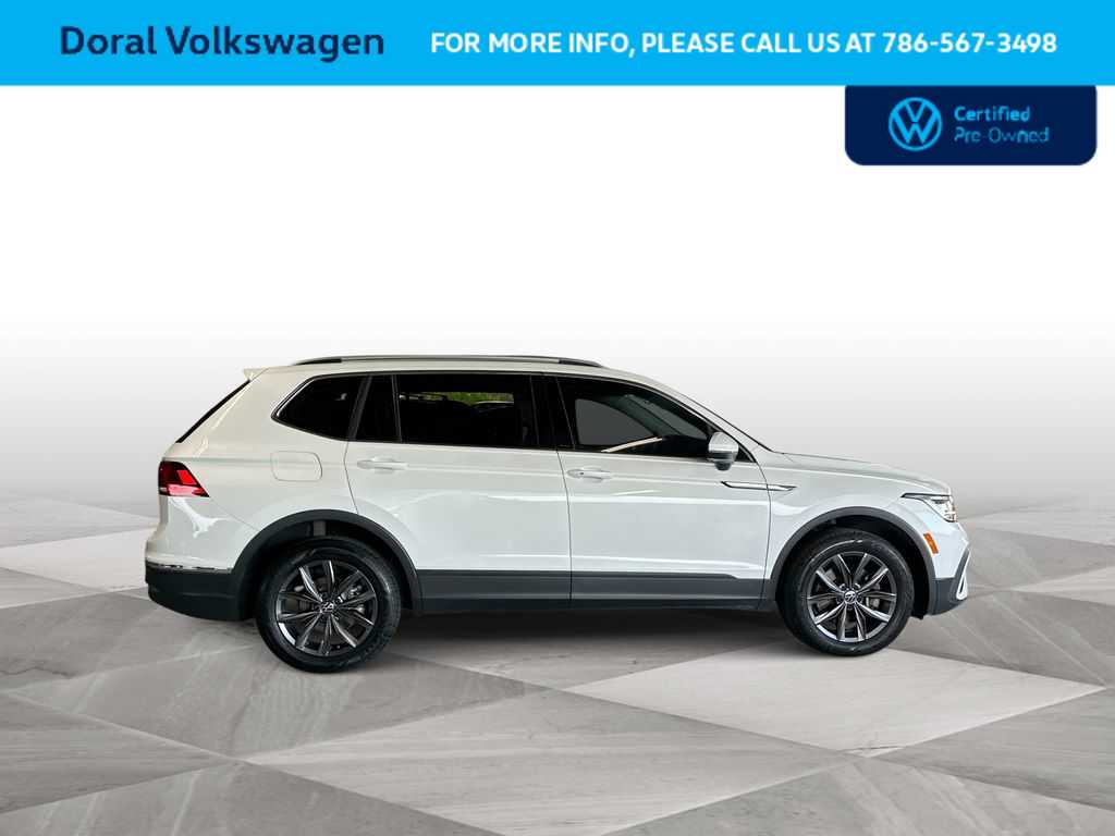 Thumbnail: 2023 Volkswagen Tiguan - 9
