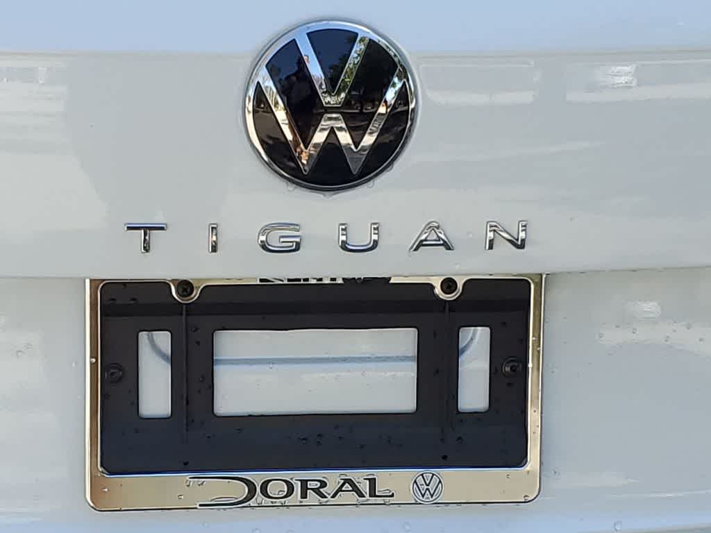 Thumbnail: 2024 Volkswagen Tiguan - 14