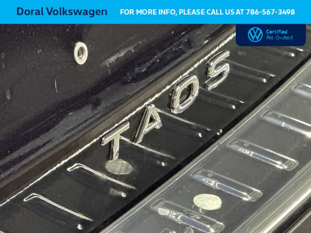 Thumbnail: 2025 Volkswagen Taos - 10