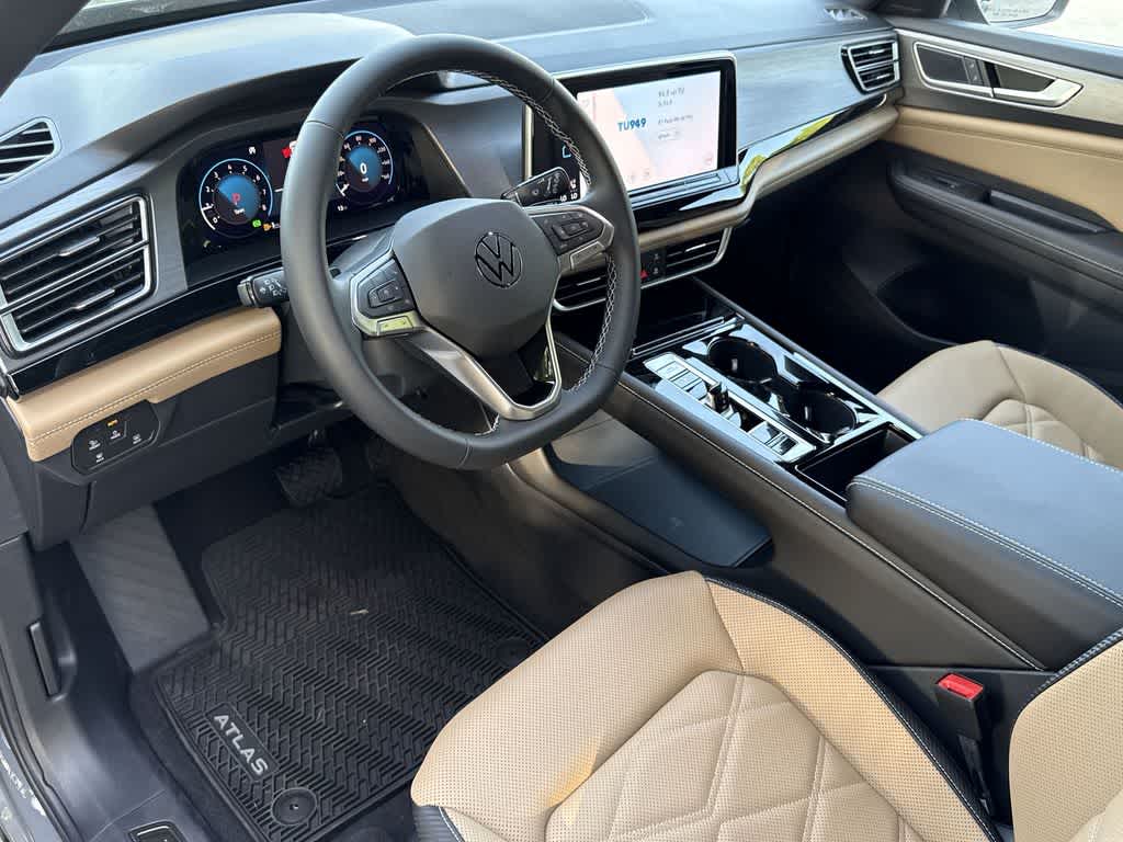 Thumbnail: 2026 Volkswagen Atlas - 13