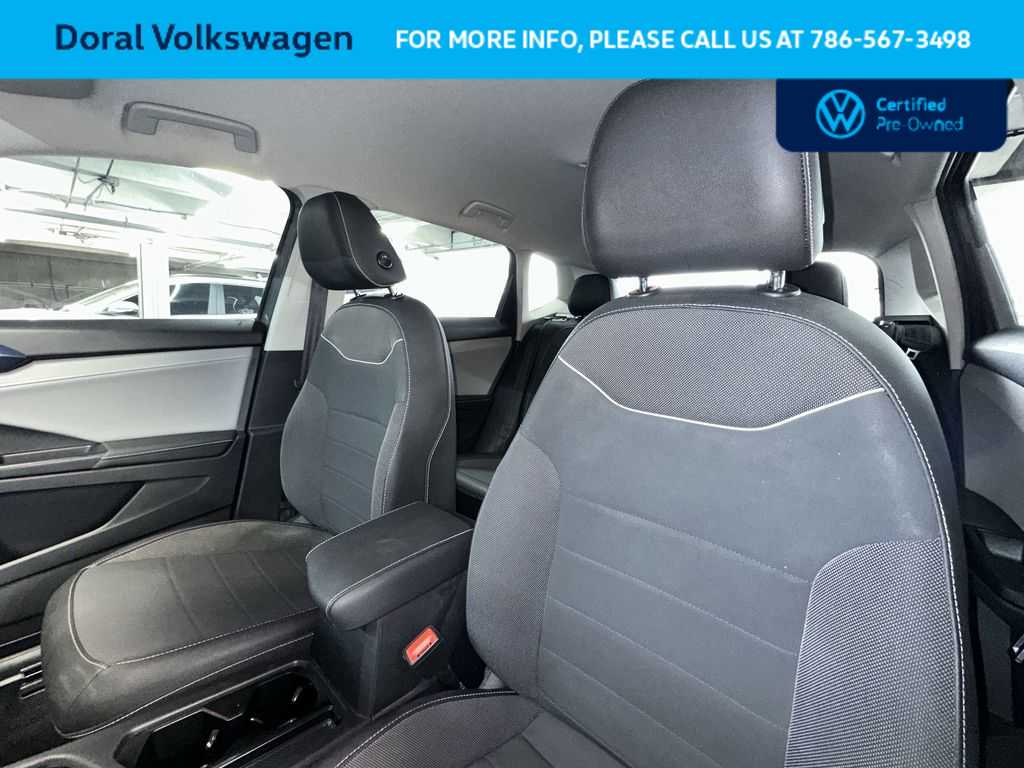 Thumbnail: 2024 Volkswagen Taos - 14