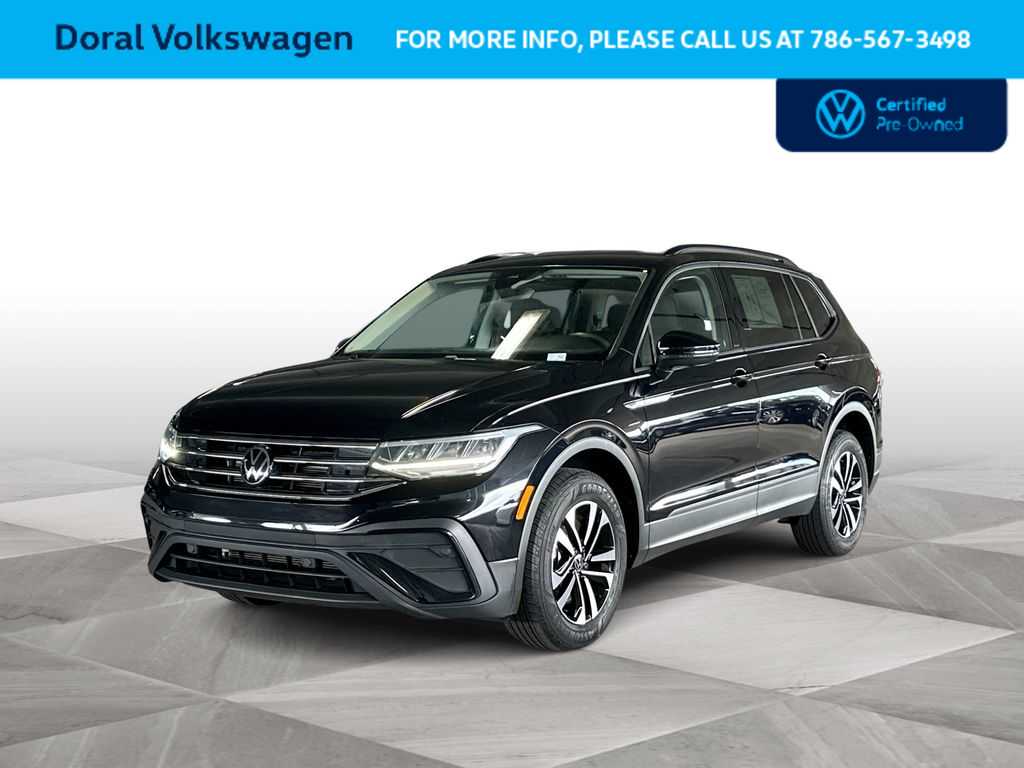 Thumbnail: 2023 Volkswagen Tiguan - 1