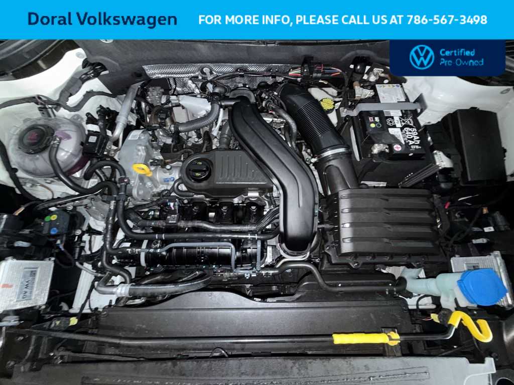 Thumbnail: 2025 Volkswagen Taos - 12