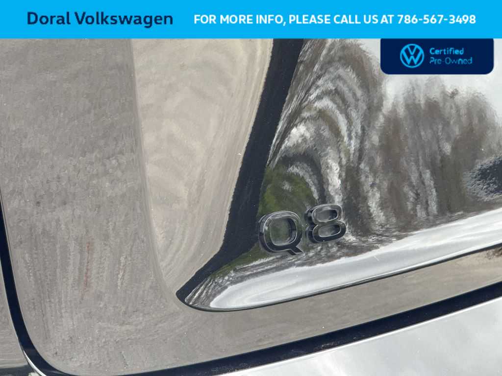 Thumbnail: 2024 Audi Q8 e-tron - 10