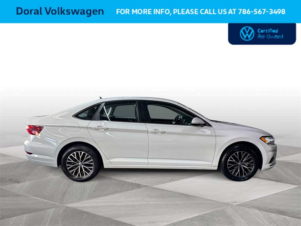 Thumbnail: 2021 Volkswagen Jetta - 9