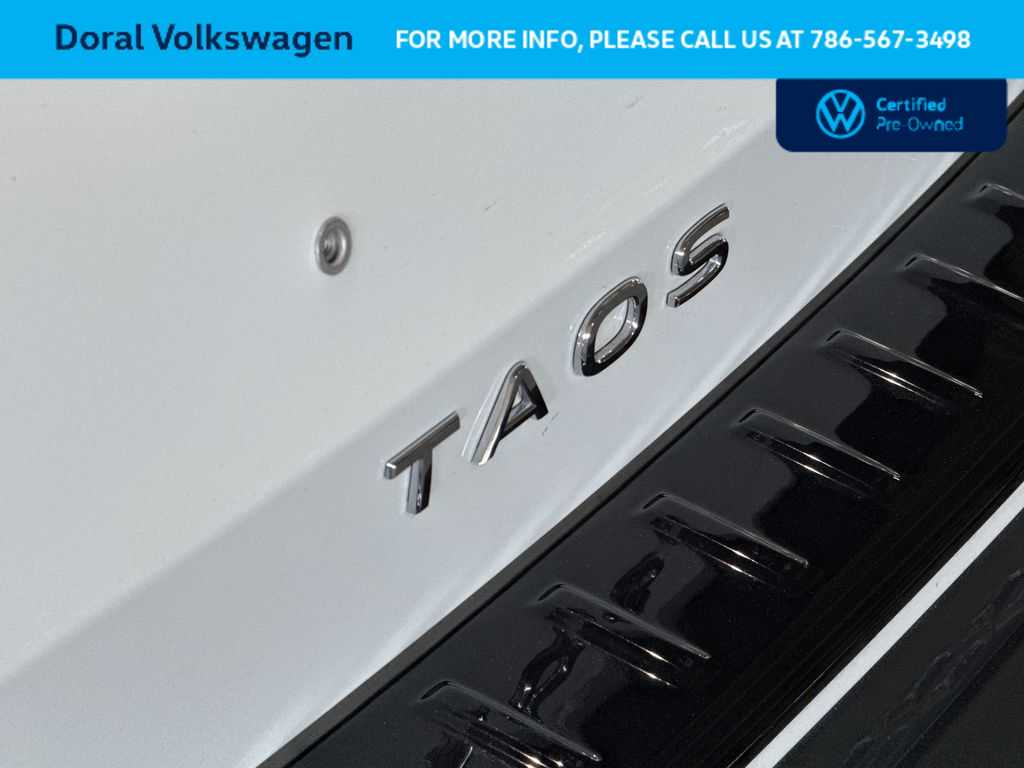 Thumbnail: 2025 Volkswagen Taos - 10