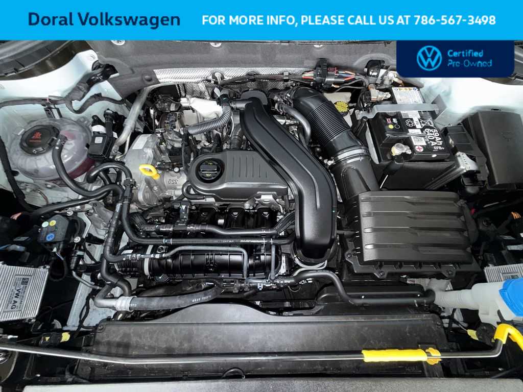 Thumbnail: 2025 Volkswagen Taos - 12