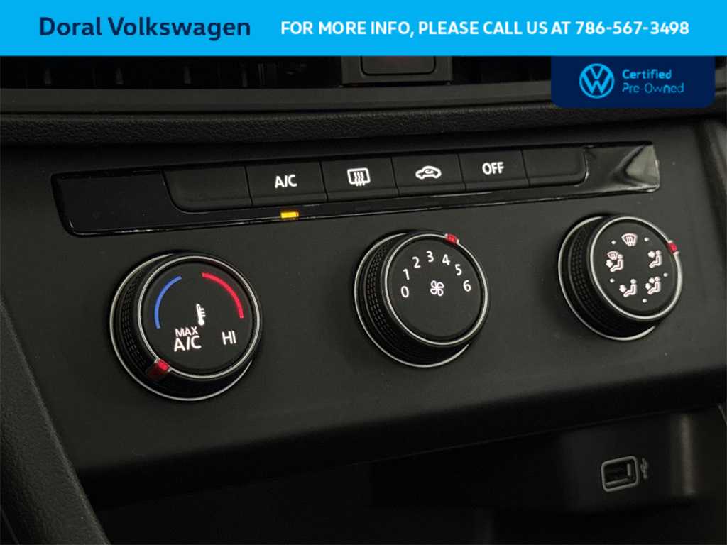 Thumbnail: 2019 Volkswagen Jetta - 20