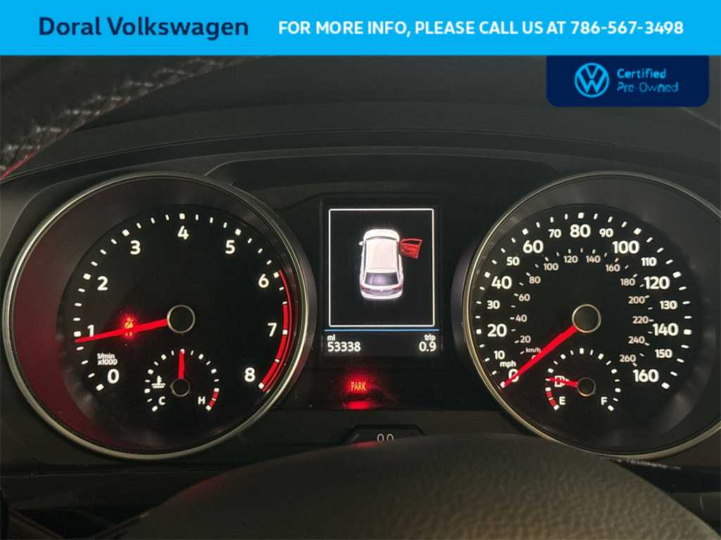 Thumbnail: 2018 Volkswagen Tiguan - 16