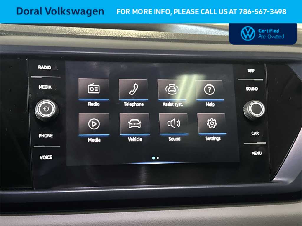 Thumbnail: 2022 Volkswagen Taos - 18