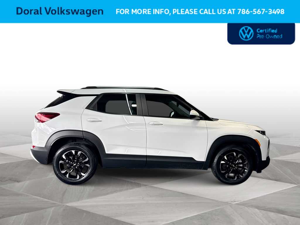 Thumbnail: 2023 Chevrolet TrailBlazer - 9