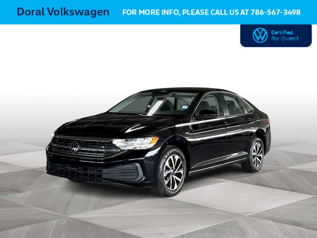 Thumbnail: 2023 Volkswagen Jetta - 4