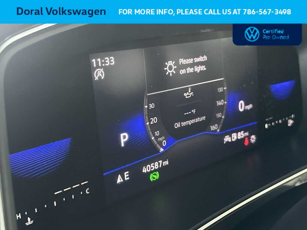 Thumbnail: 2023 Volkswagen Tiguan - 16