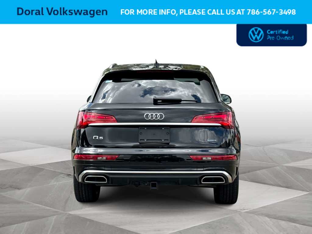 Thumbnail: 2023 Audi Q5 - 7