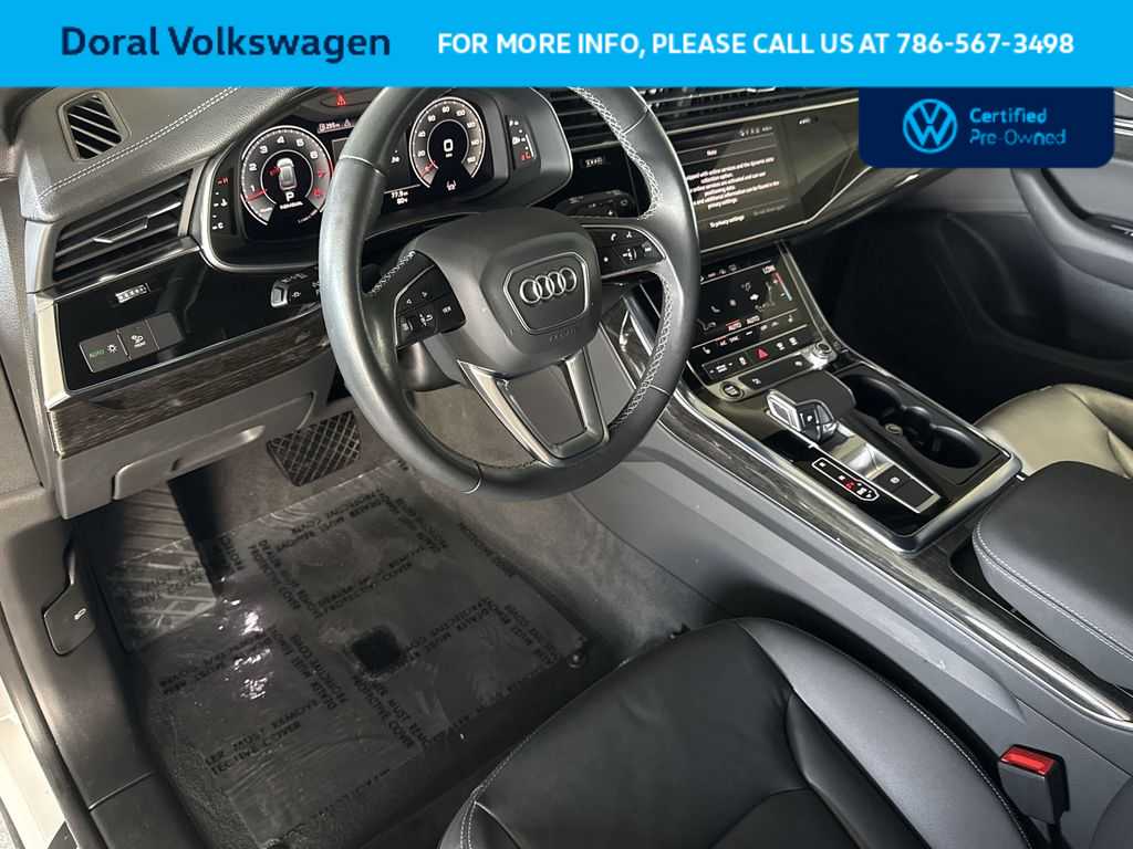 Thumbnail: 2023 Audi Q8 - 13