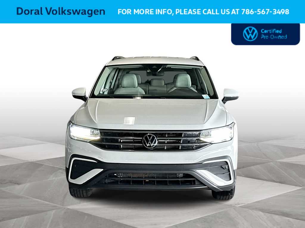 Thumbnail: 2023 Volkswagen Tiguan - 3