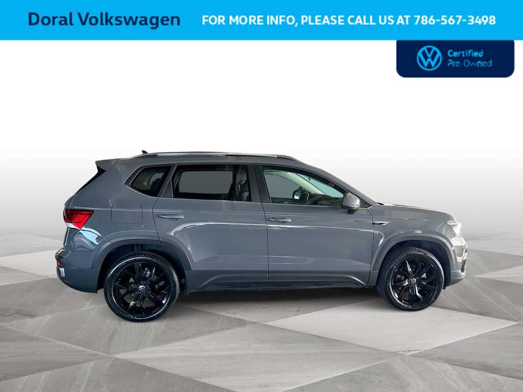 Thumbnail: 2023 Volkswagen Taos - 9
