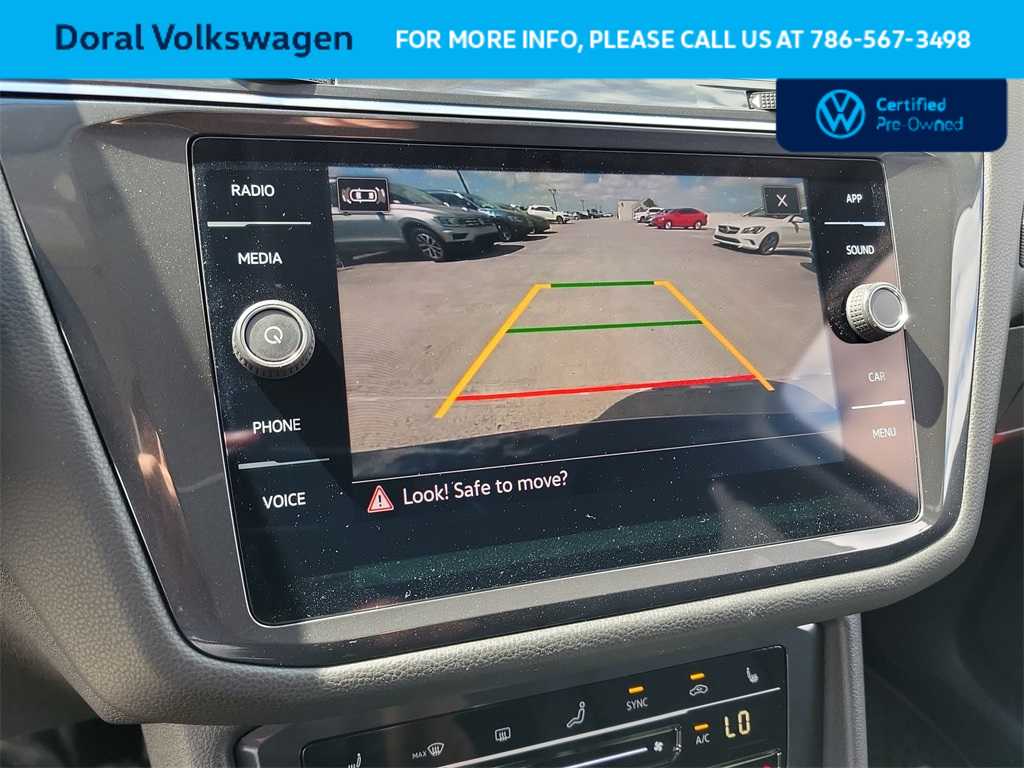 2023 Volkswagen Tiguan SE 23