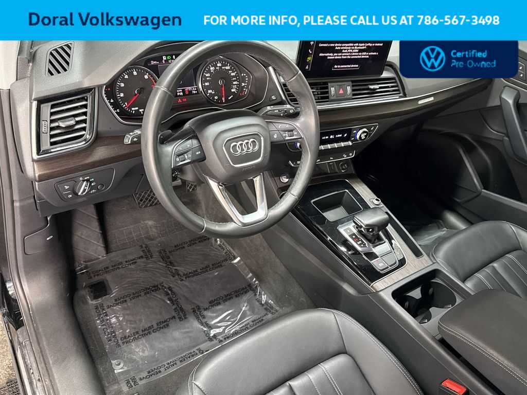 Thumbnail: 2023 Audi Q5 - 13