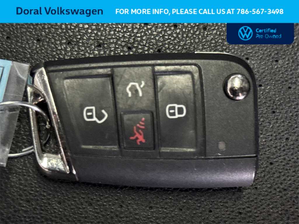 Thumbnail: 2021 Volkswagen Tiguan - 28