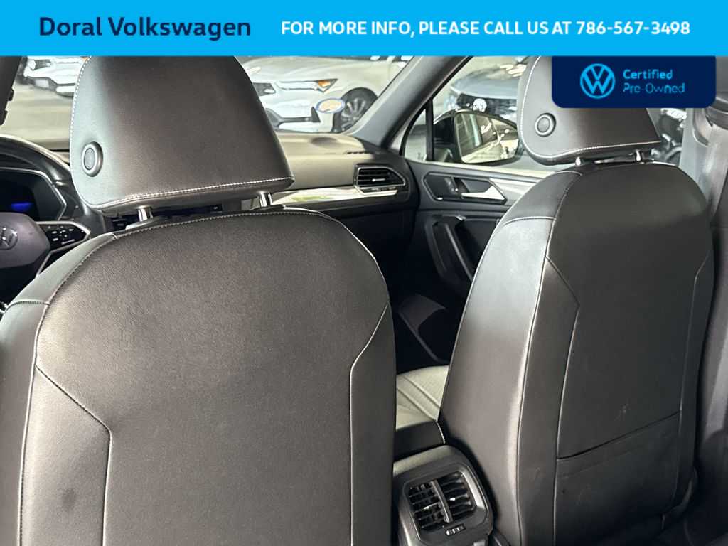 Thumbnail: 2022 Volkswagen Tiguan - 22