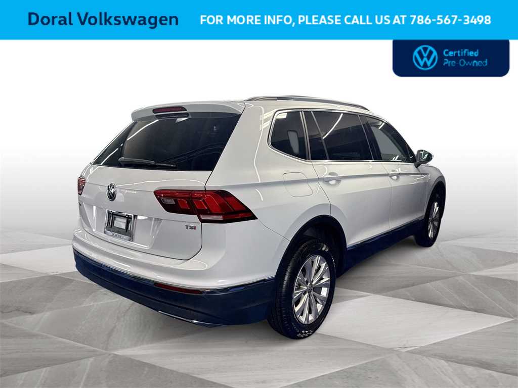 Thumbnail: 2018 Volkswagen Tiguan - 8