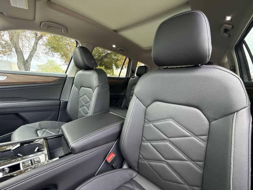 Thumbnail: 2026 Volkswagen Atlas - 14